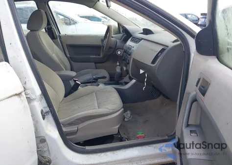 2011 Ford Focus Se z USA, uszkodzony, nr VIN 1FAHP3FN6BW120233